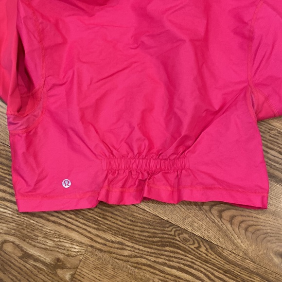 Lululemon hot pink long sleeve hooded cropped zip front  Barbiecore workout - Picture 12 of 14